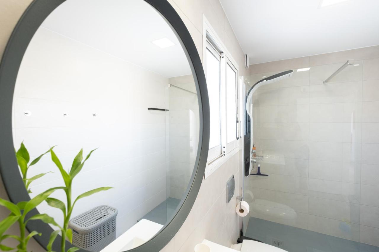 Seaview 3 Bedroom Kings Road Penthouse Пафос Экстерьер фото
