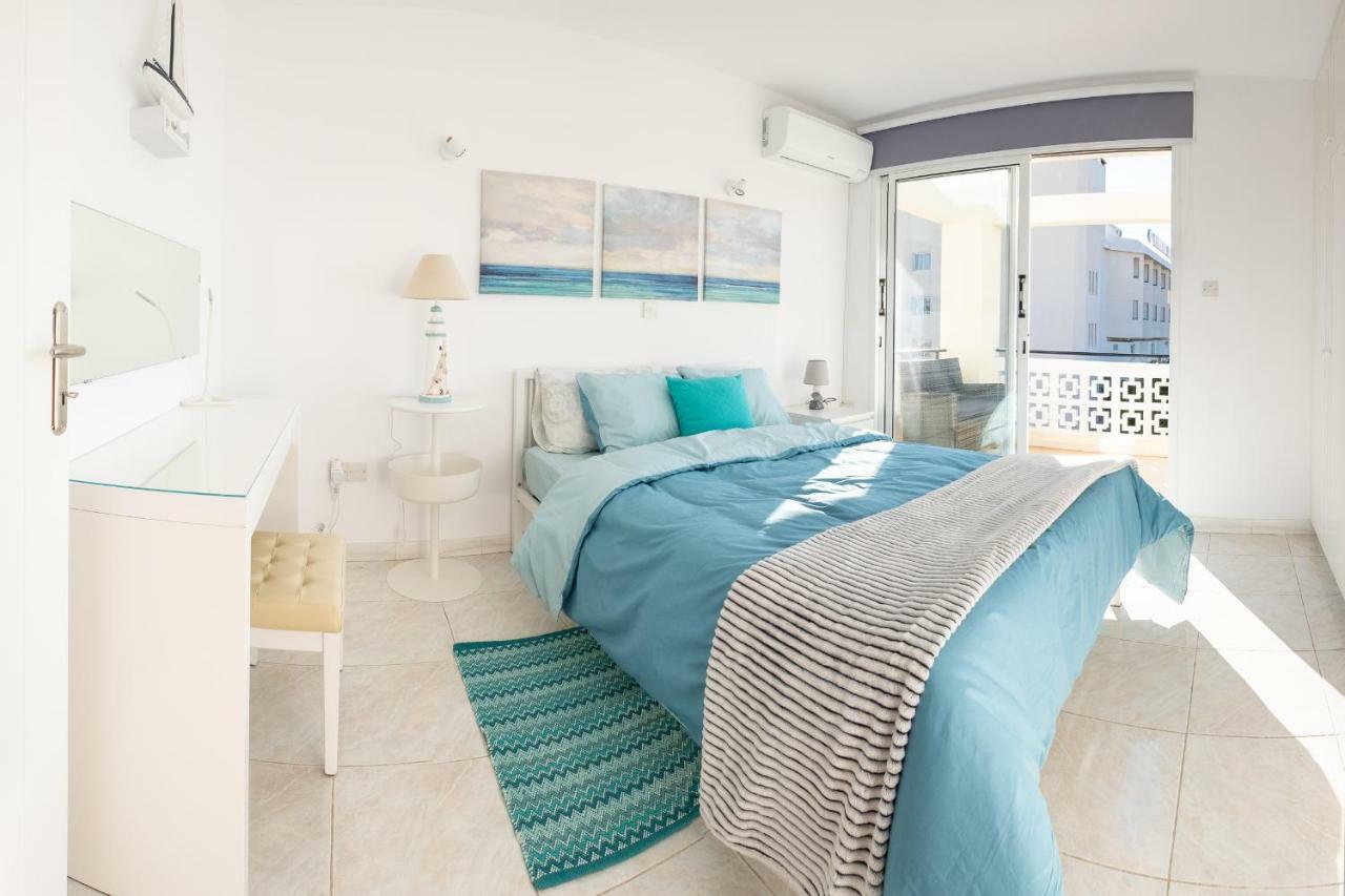 Seaview 3 Bedroom Kings Road Penthouse Пафос Экстерьер фото